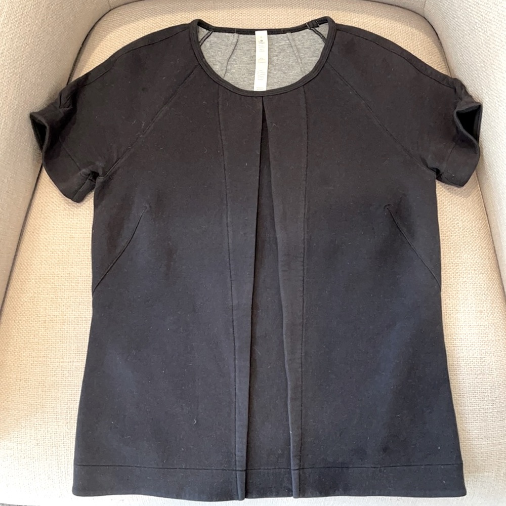 Lulu lemon top